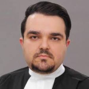 وکیل علیرضا تسلیم